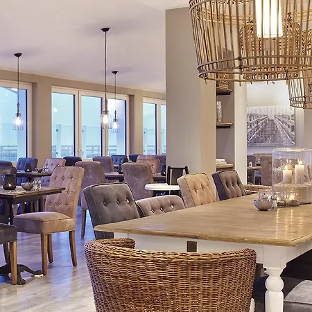 Beach Motel Heiligenhafen 酒店 4*