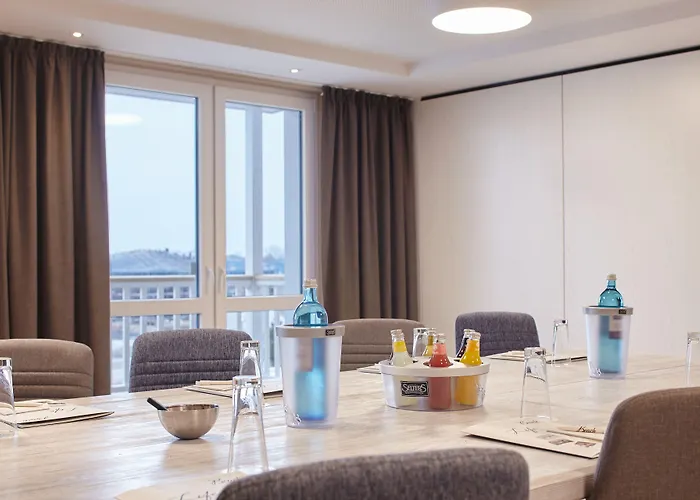 Отель Beach Motel Heiligenhafen