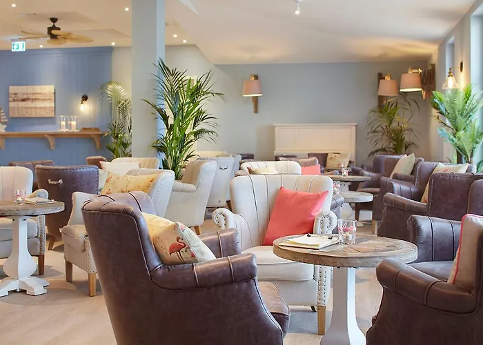 Отель Beach Motel Heiligenhafen Хайлигенхафен